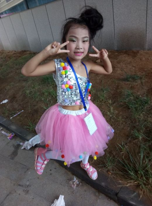 金宝贝舞蹈学校形象大使