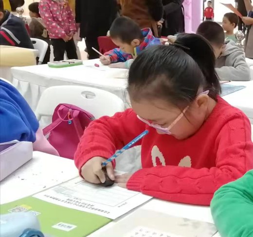 王佳福 董沂冉 崔钰轩 张睿晨 刘奕彤 刘奕乐 杨雨霏 刘旭倩 文思宸