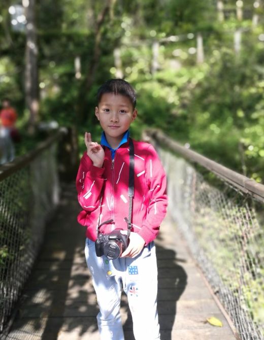 四川电视台《阳光起跑线》乐山市首届"气象小主播"选拔