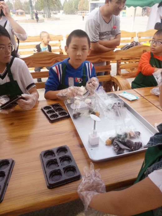 开心 刘宇轩 孙浩轩 张舒然 张雨萱 马梓怡 赵跃翔 员晗硕 高骏程 李