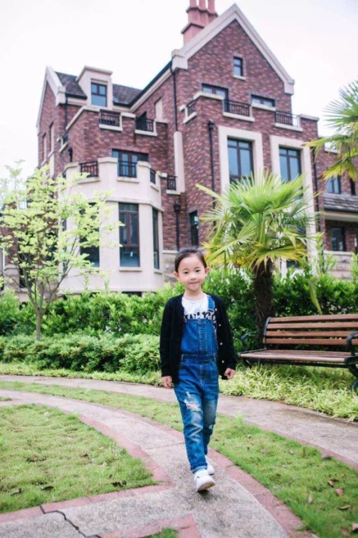 语煊 章诺曦 朱琪 陈晗喆 章烜萁 王贞力 叶瑾 应芷瑄 郑予汐 杜思琦