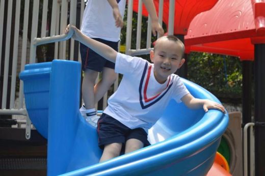 陈燕妮 李慧仪 万成博 吕在宥 魏裕彤 黄骏彬 于西锴 温熙媛 叶沣瑜